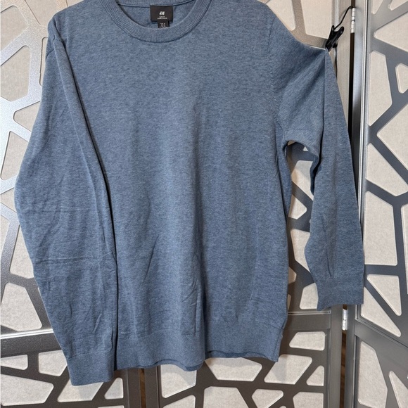 H&M Men's Heather Gray Crewneck Sweater - Picture 1 of 9